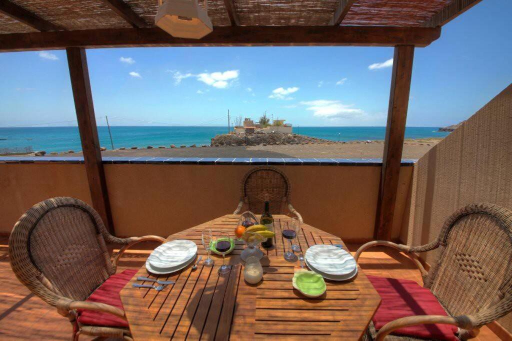 Wohnung direkt am Meer in La Lajita Bagian luar foto